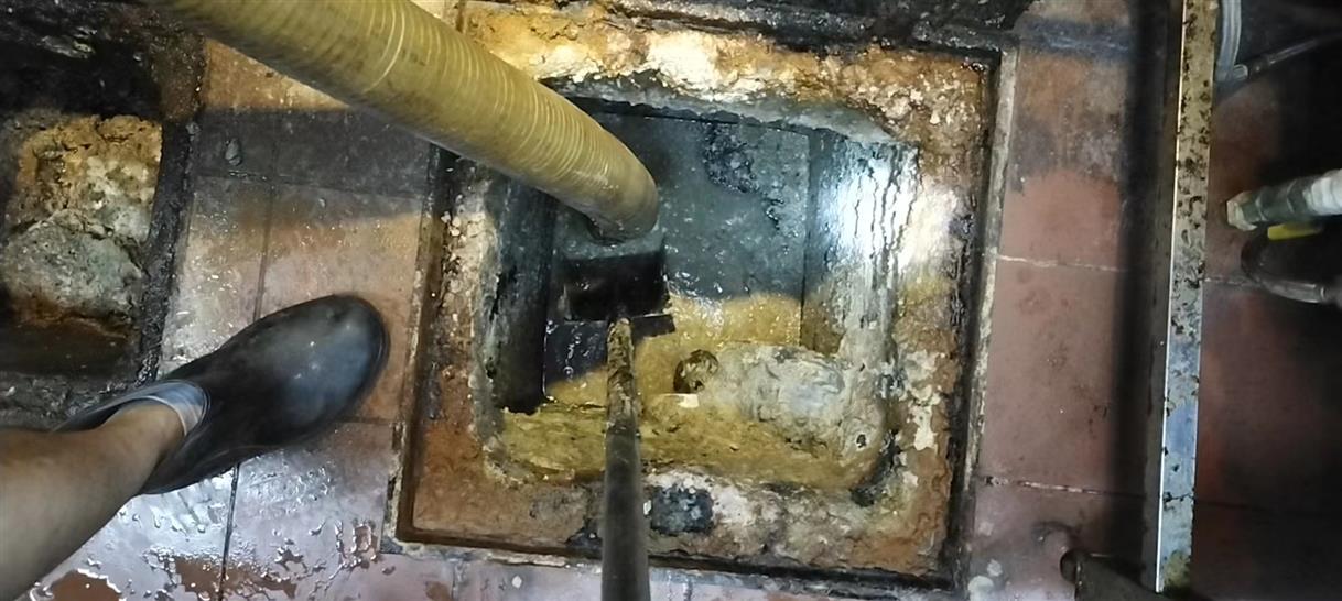 雁峰化油池清理-污水池清掏