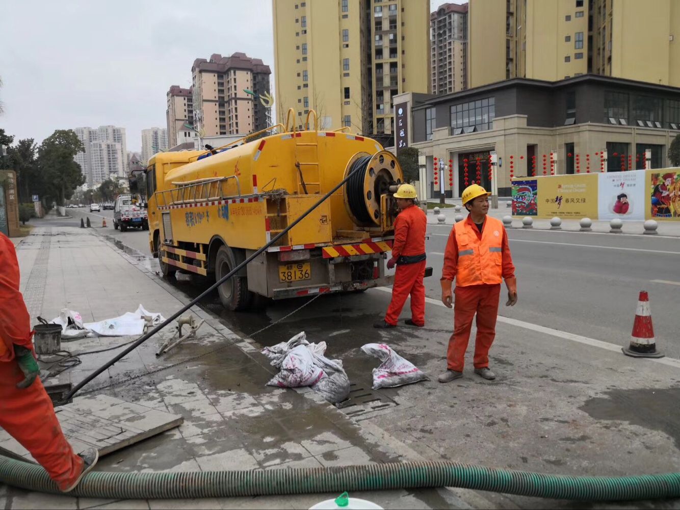 雁峰排污管道清淤-管道清洗